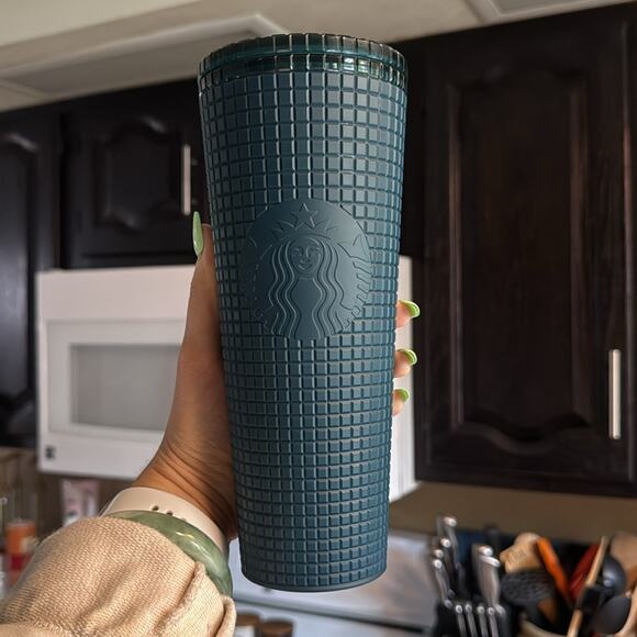 Starbucks 2022 Matte Navy Blue Grind 24 oz tumbler - Picture 7 of 7